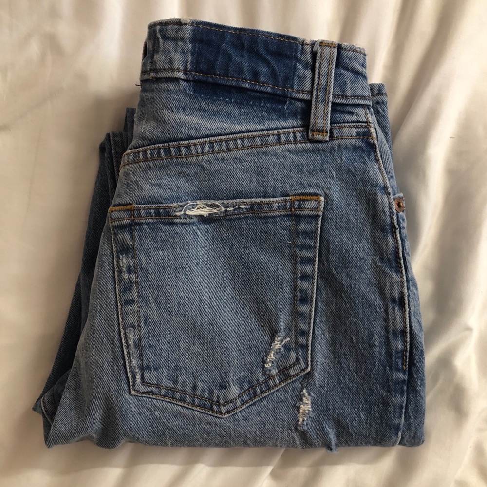 A&F Abercrombie and Fitch Dad Jeans - Picture 5 of 5